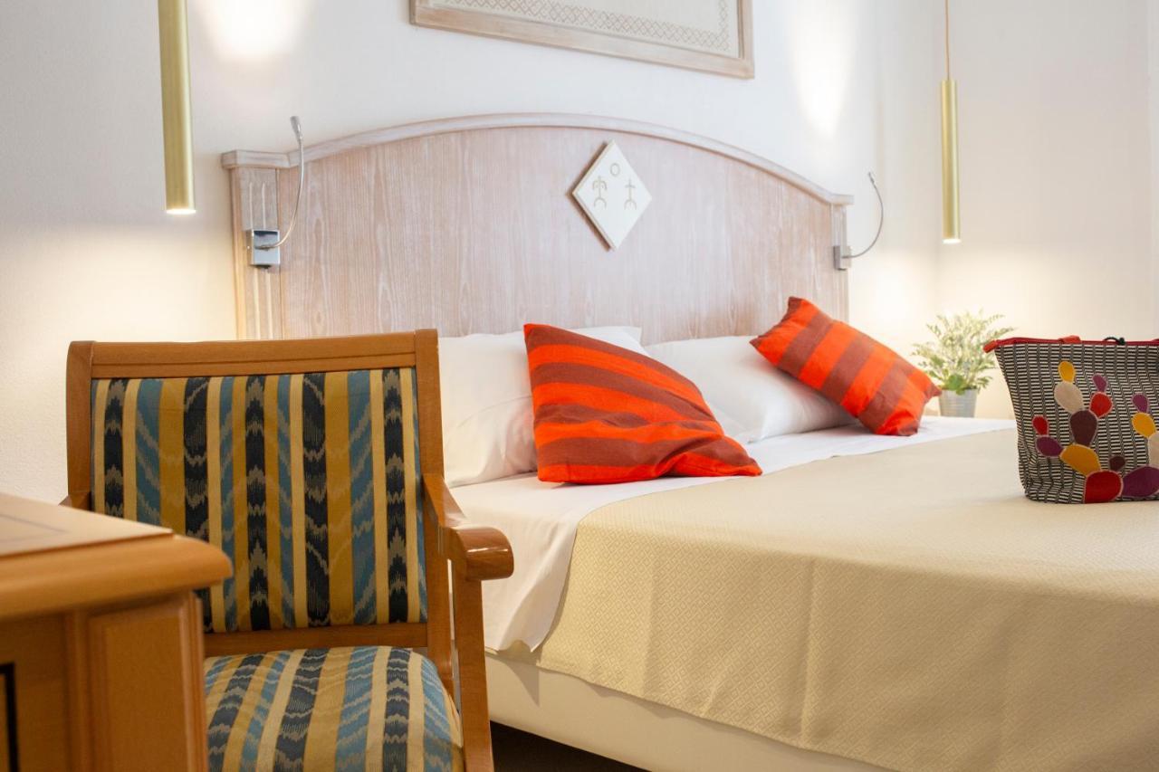 Tabernabe Hotel Tortolì Eksteriør billede